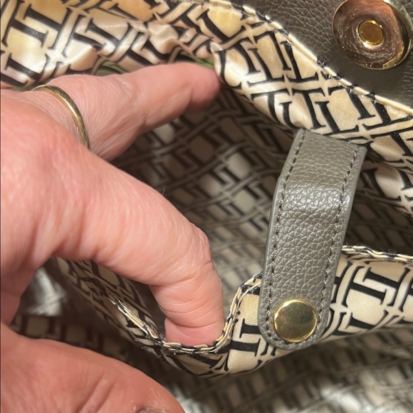 Tignanello Plum Pebbled Leather Tote Bag – Gold Hardware – Excellent Condition - Picture 11 of 15